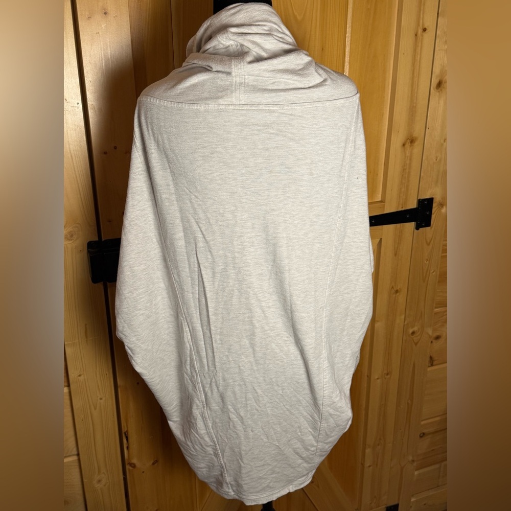 Lululemon Water Bound Wrap Grey Draped Cardigan Modal Size 10 - Picture 4 of 8